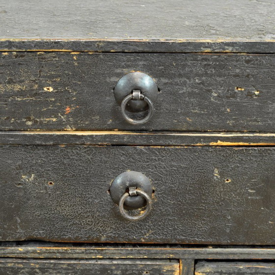 Antigua Ko-Dansu japonesa, Pequeña Cómodas, Circa 1900 – Iron, Wood (photo 6 of 8)