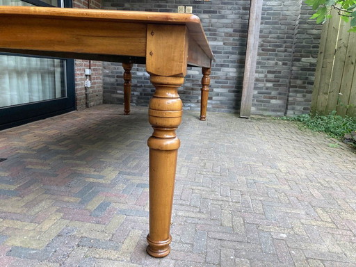 Table monumentale, 300 x 120 cm