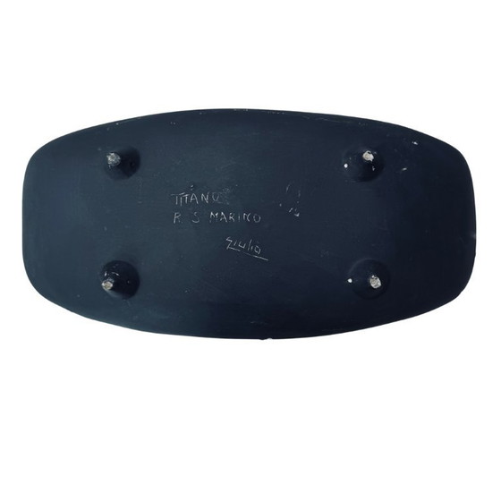 Image 1 of Piatto scultoreo in ceramica con scena di buoi - Studio Titano, San Marino, 1960