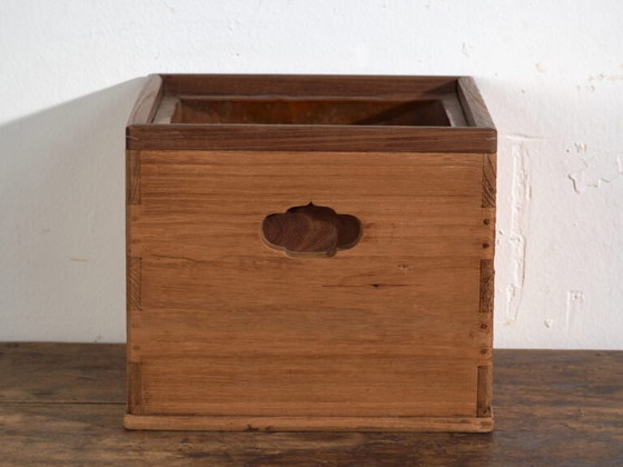 Japanische Hibachi-Kohlenbeckenbox – Japan, Taishō- oder frühe Shōwa-Periode, ca. – Dekorative Objekte, Wood (photo 37 of 39)