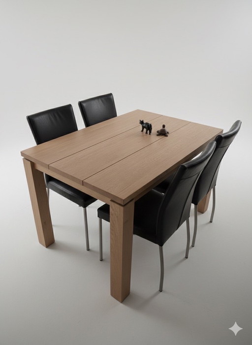 Zona pranzo (rovere bianco) con 4 sedie in pelle (nuove)