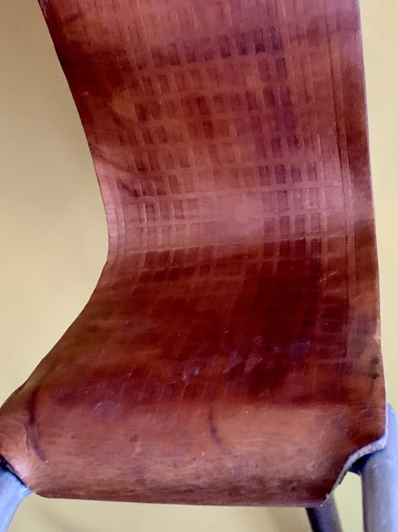 Sedile a Bastone Antico, Cuoio Goffrato Intrecciato e Rivetti in Ottone – Oggetti decorativi, Wood, Leather (photo 8 of 15)