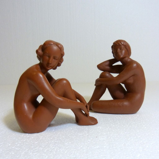 2 Goebel Terrakotta-Frauen 1960er Jahre