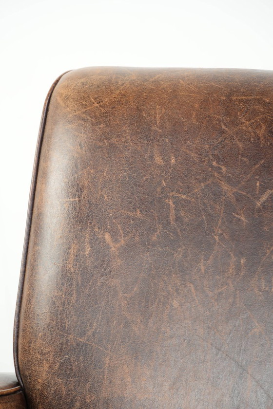 Image 1 of Sessel aus Schaffellleder mit wunderschönem, zeitlosem Design und herrlich warmen Farben