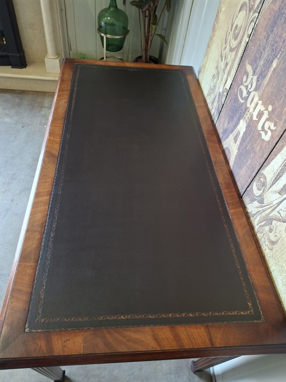 Image 1 of Antique English writing desk, bureau, desk with leather inlay, dimensions 135x70cm and 76cm high.