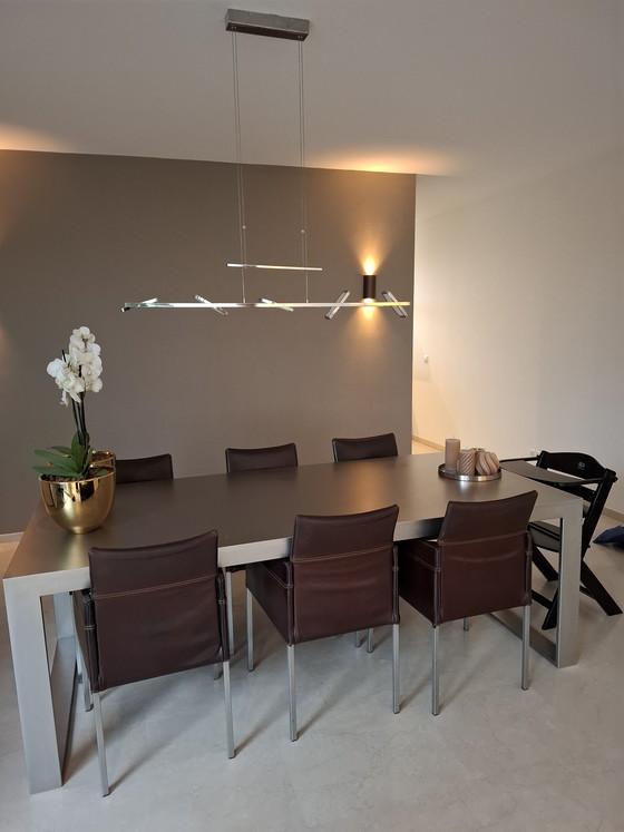 Image 1 of Mesa de comedor de diseño de acero inoxidable