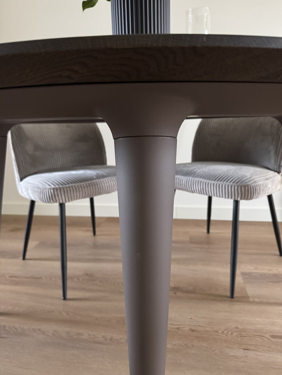 Image 1 of Arco Coniq Eettafel