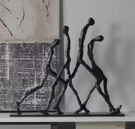 Scultura ispirata a Giacometti "Uomini vari che camminano" Ferro – Sculture, Iron (photo 8 of 11)