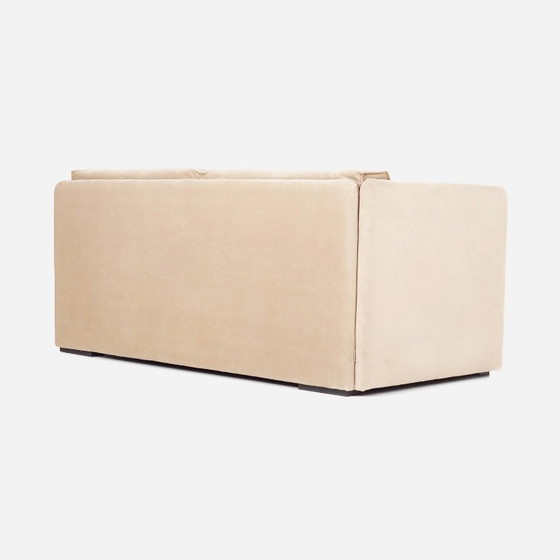 Image 1 of Sofá HAGA terciopelo beige, diseño escandinavo