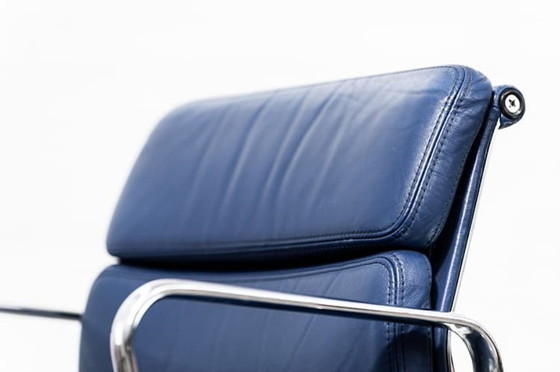 Image 1 of Vitra Ea208 Soft Pad Vergaderstoel