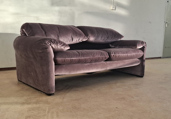 Image 1 of Cassina maralunga