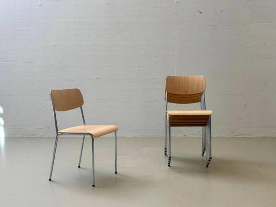 Stapelbare beukenhouten stoelen met chromen poten van Reinhard – Kuipstoelen (photo 11 of 18)