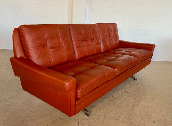 Image 1 of CANAPÉ 3 PLACES SVEND SKIPPER VINTAGE DANOIS EN CUIR COGNAC ET CHROMÉ