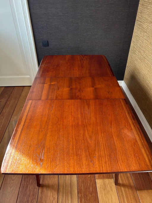 Table à manger - Louis van Teeffelen