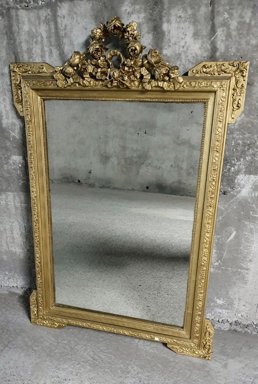 Gilded mirror with floral pediment – ​​Napoleon III period – 107 cm