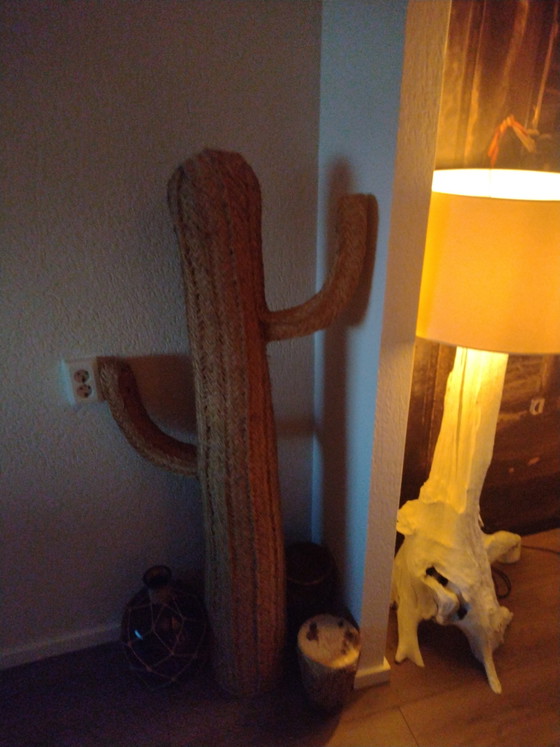 Image 1 of Nice handworking job from Spain