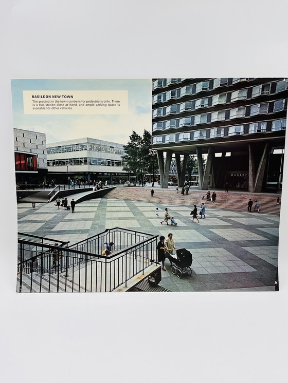 Image 1 of Set mit 9 Kartonfotos „Basildon New Town“
