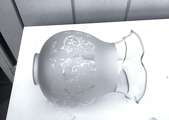 Image 1 of 3 antieke glazen klosjes