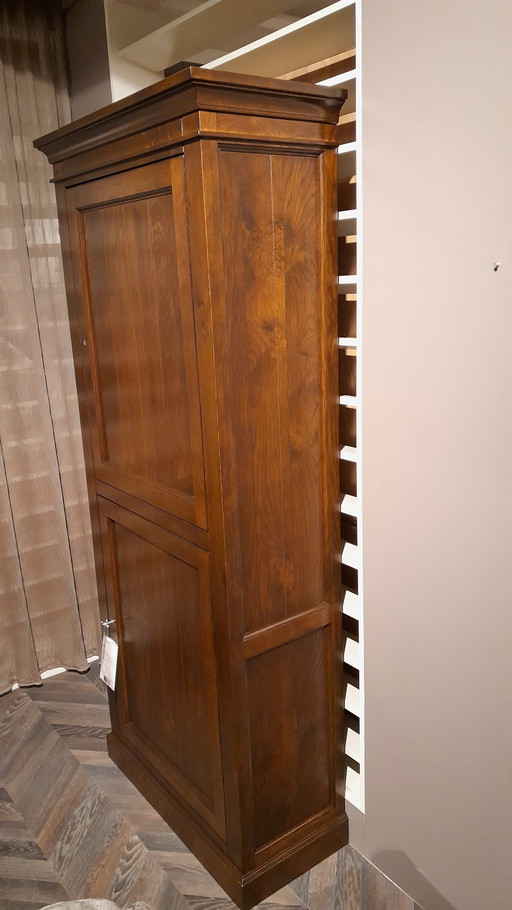 Armario de pared Veluwe de marca propia