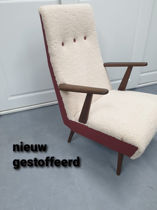 Vintage Easychair Nieuw Gestoffeerd.