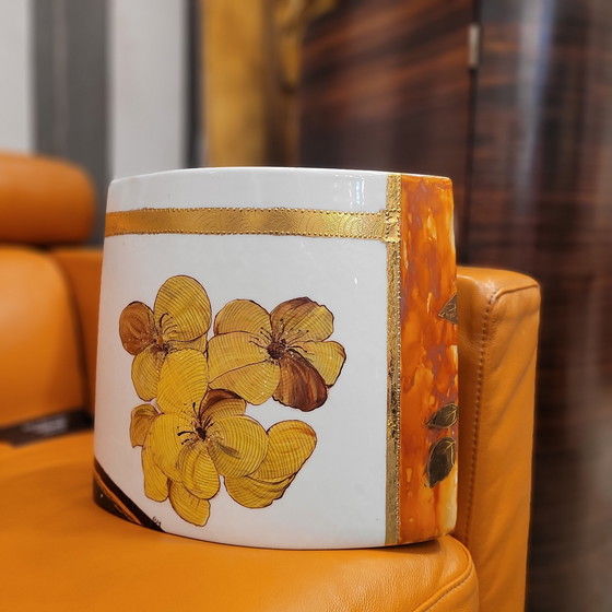 Image 1 of Vase „Gelber Hibiskus“, Valbonne, Limoges-Porzellan, 2002 – Frankreich