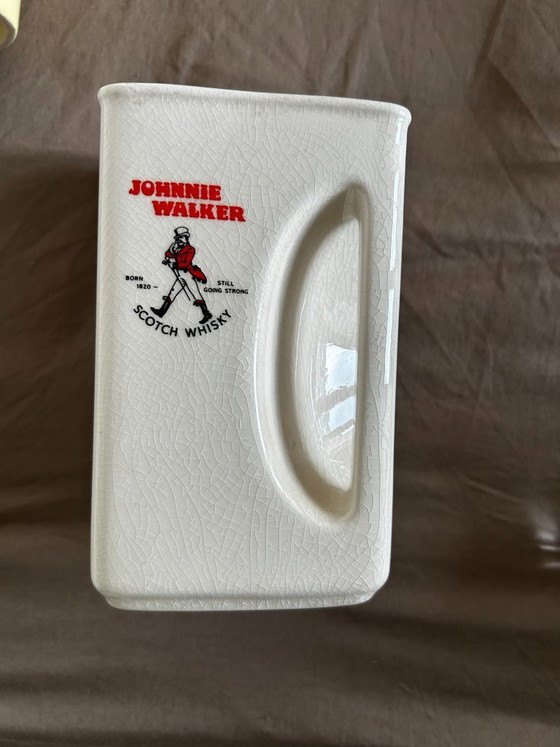 Image 1 of brocca d'acqua vintage di Johnny Walker