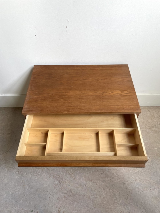 Image 1 of Breitafel naaitafel. Vintage uit Denemarken. Plek voor breinaalden en wol - kan ook als bijzettafel met handige opslag 