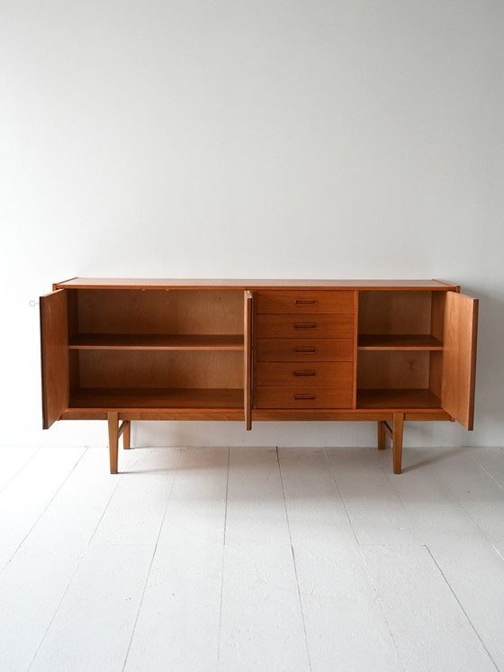 Image 1 of Buffet scandinave en teck des années 1960