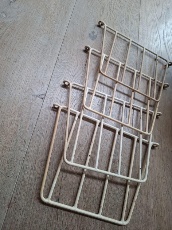 Image 1 of Meuble mural Nisse String