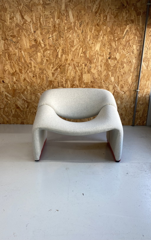 Artifort F598 Groovy M Chair