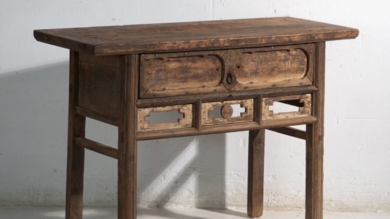 Consolle cinese antica con traforo geometrico – Cina, circa 1900 – Console, Wood, Iron (photo 3 of 40)