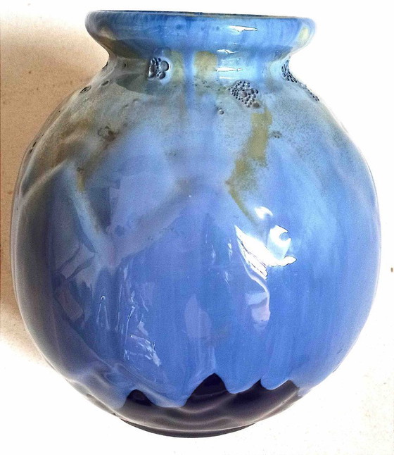 Image 1 of Art Deco slip vase Height 19.3 cm