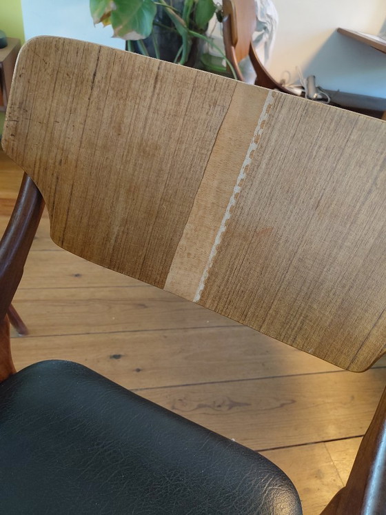 zwei Esszimmerstühle Arne Hovmand Olsen – Wood (photo 5 of 7)