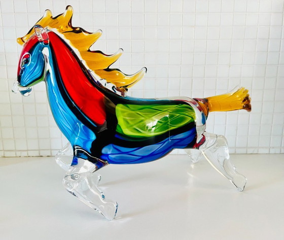 Image 1 of een zeer zeldzaam, groot Murano glazen beeldje van een paard in veelkleurige uitvoering