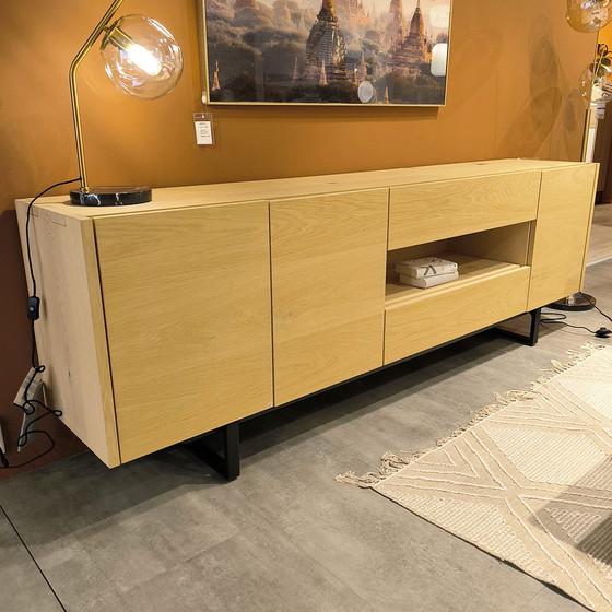 Image 1 of Credenza XOOON Modali