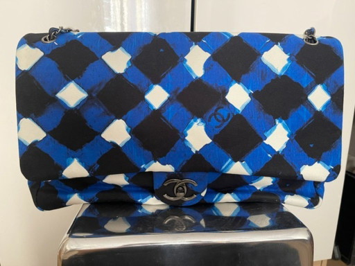 Borsa da viaggio CHANEL XXL in tela stampata, ideale per compagnie aeree.