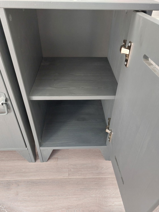 Image 1 of WOOOD nachtkastjes Kluis staalgrijs 2 stuks