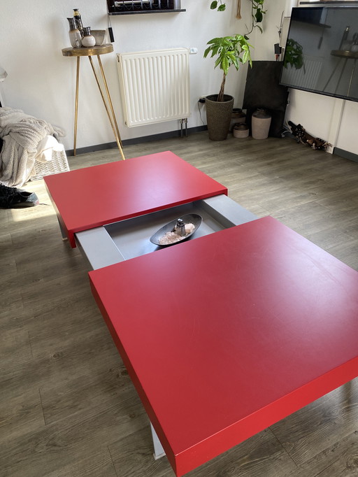 Leolux Salontafel Rood Uittrekbaar Zwaar Model
