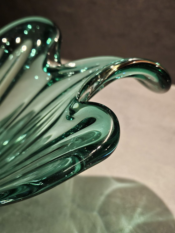 Image 1 of Magnifique bol en verre d'art de Murano du milieu du siècle