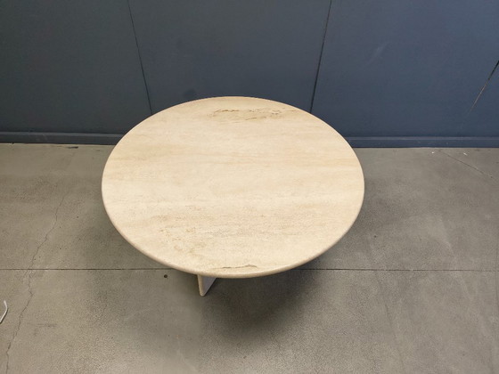 Image 1 of Round italian travertine dining table 1970s