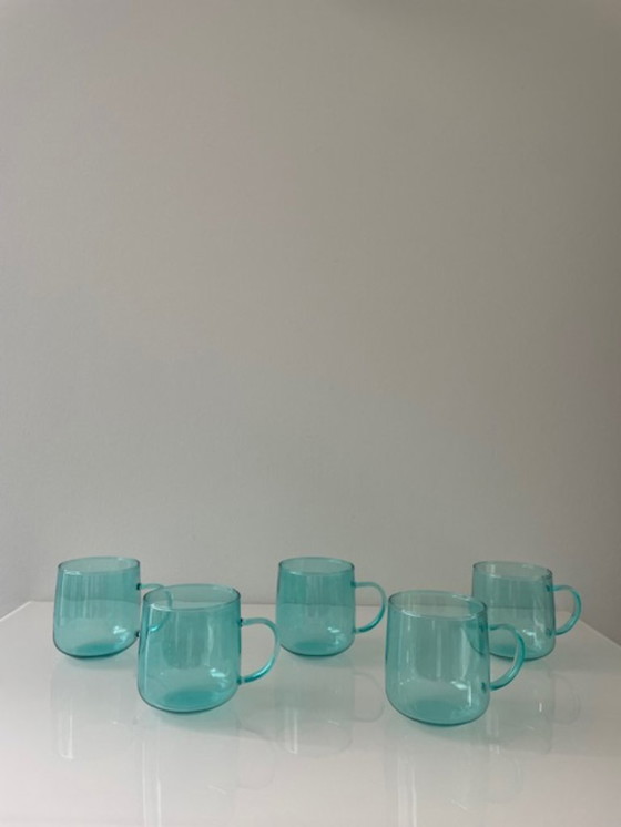 Image 1 of Ensemble de 5 tasses en verre turquoise soufflé à la bouche