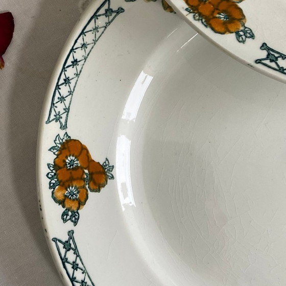 Image 1 of 6 antieke ijzerstenen dessertborden van Moulin des Loups en Hamage, meidoornmotief