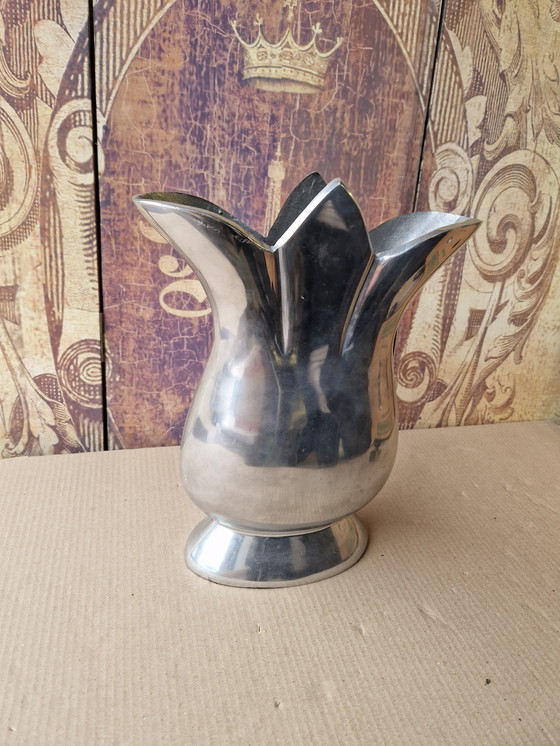 Image 1 of Spezielle Aluminiumvase