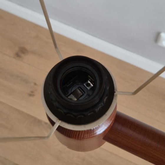 Image 1 of Vintage verstelbare houten vloerlamp jaren '70 – Scandinavische stijl