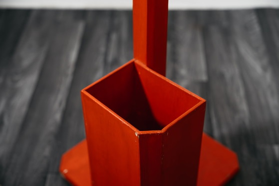 Image 1 of Vintage oranje houten paraplu- en kapstok uit de jaren 60, mid-century stijl.