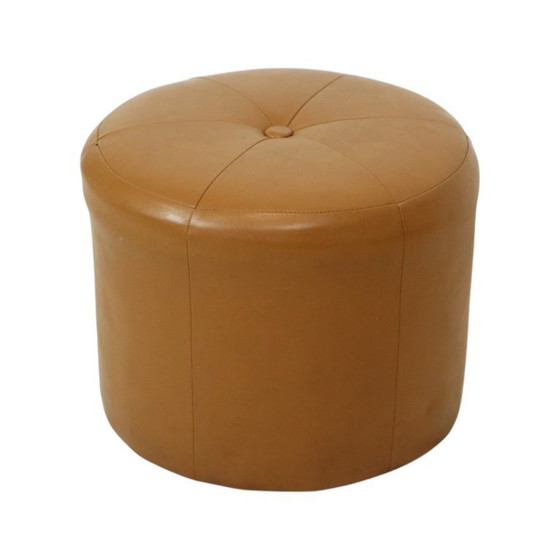 Image 1 of Pouf rotondo vintage color cammello