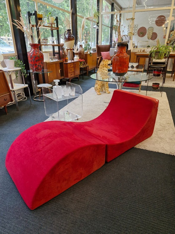 Image 1 of Divano pieghevole vintage in velluto rosso