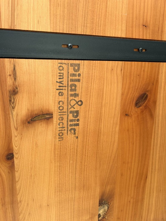 Image 1 of Tavolo Pilat & Pilat da 250 cm in legno massello di olmo, ideale per pranzi e conferenze.