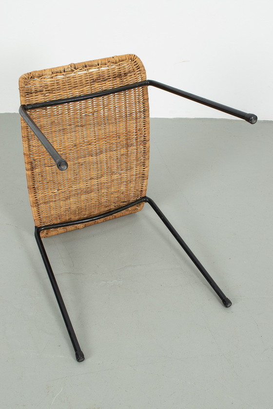 Image 1 of Drahtgestellhocker mit Rattan