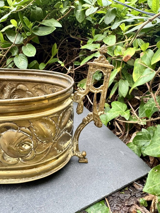 Grand cache pots en laiton Art Déco – Brass, Vintage (photo 8 of 10)